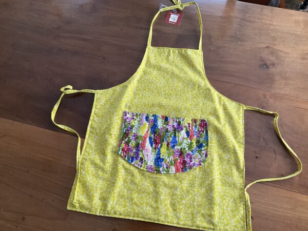 child apron CA-3 multi color lupine polkadot pocket